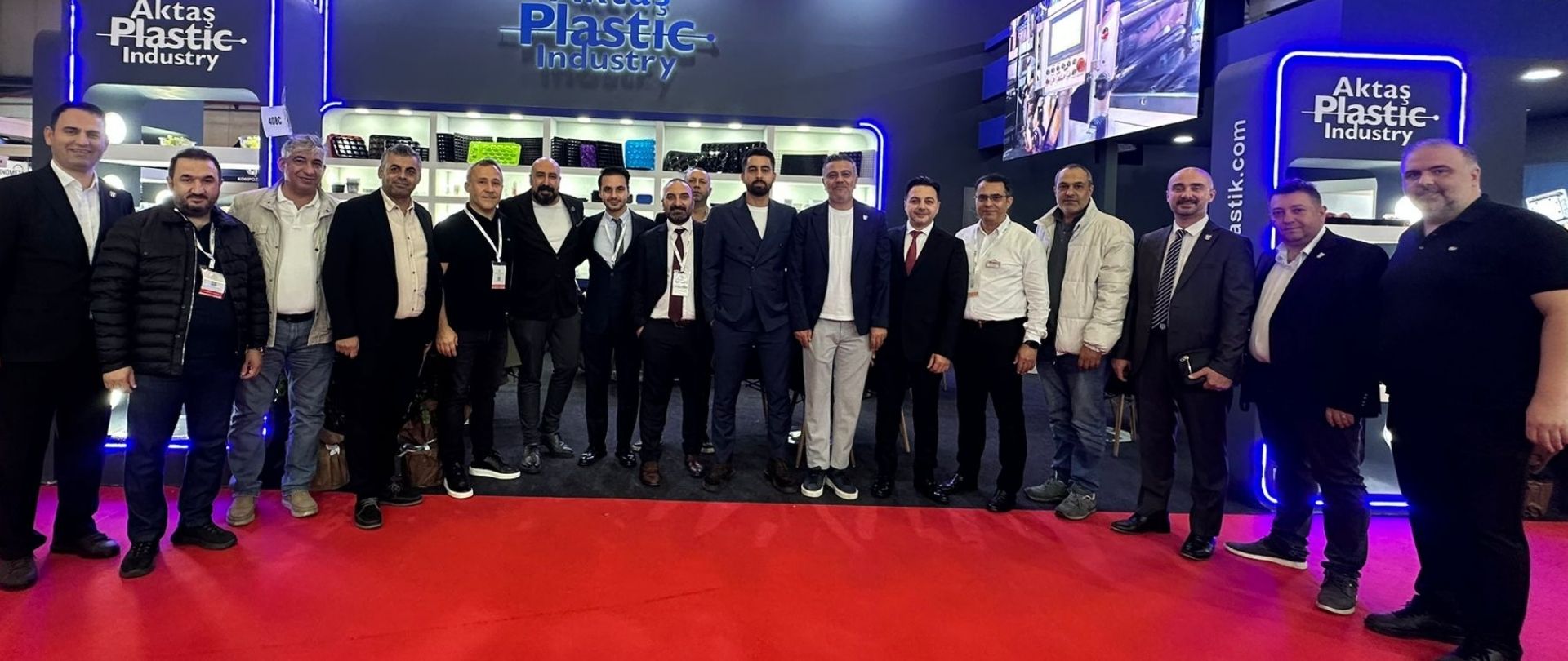 Sanayici genel kurul üyelerimizin standlarını ziyaret ettik.